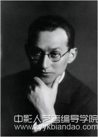 勒溫.jpg