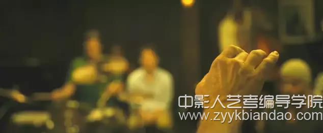 電影《爆炸鼓手》中的特寫鏡頭1.jpg