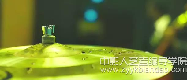 電影《爆炸鼓手》中的特寫鏡頭.jpg
