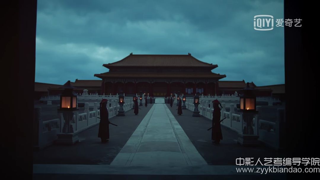 《延禧攻略》左右對(duì)稱(chēng).jpg