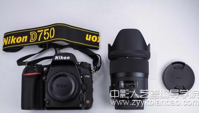 相機的時尚和實用.jpg