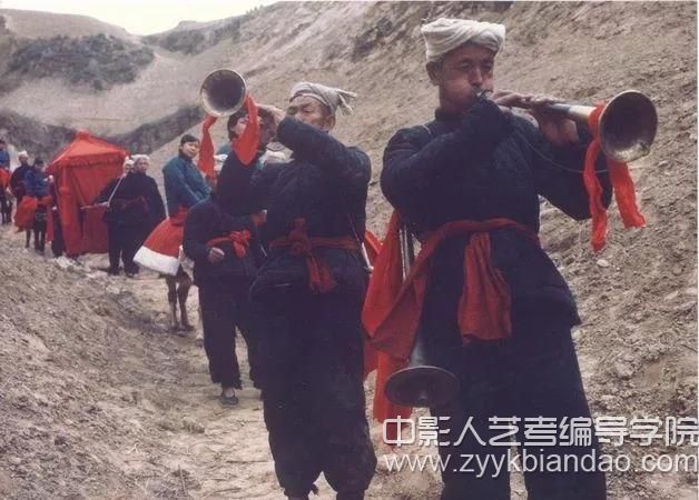 《黃土地》劇照.jpg