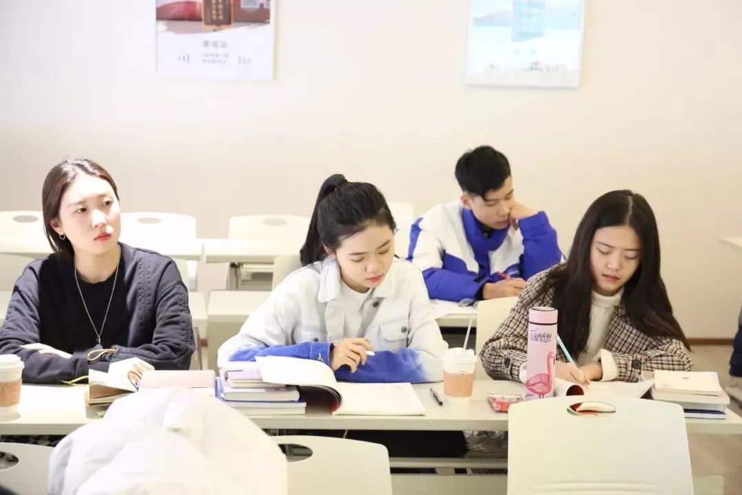 影片《羅生門》影評角度分析