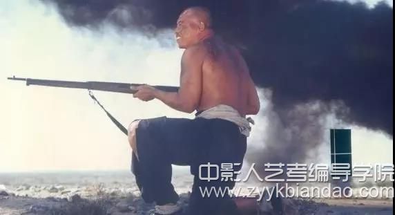 《一個(gè)和八個(gè)》劇照.jpg