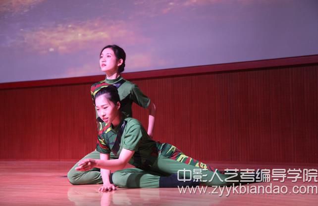 編導(dǎo)培訓(xùn)（北師大紅色影視配音大賽）2.jpg
